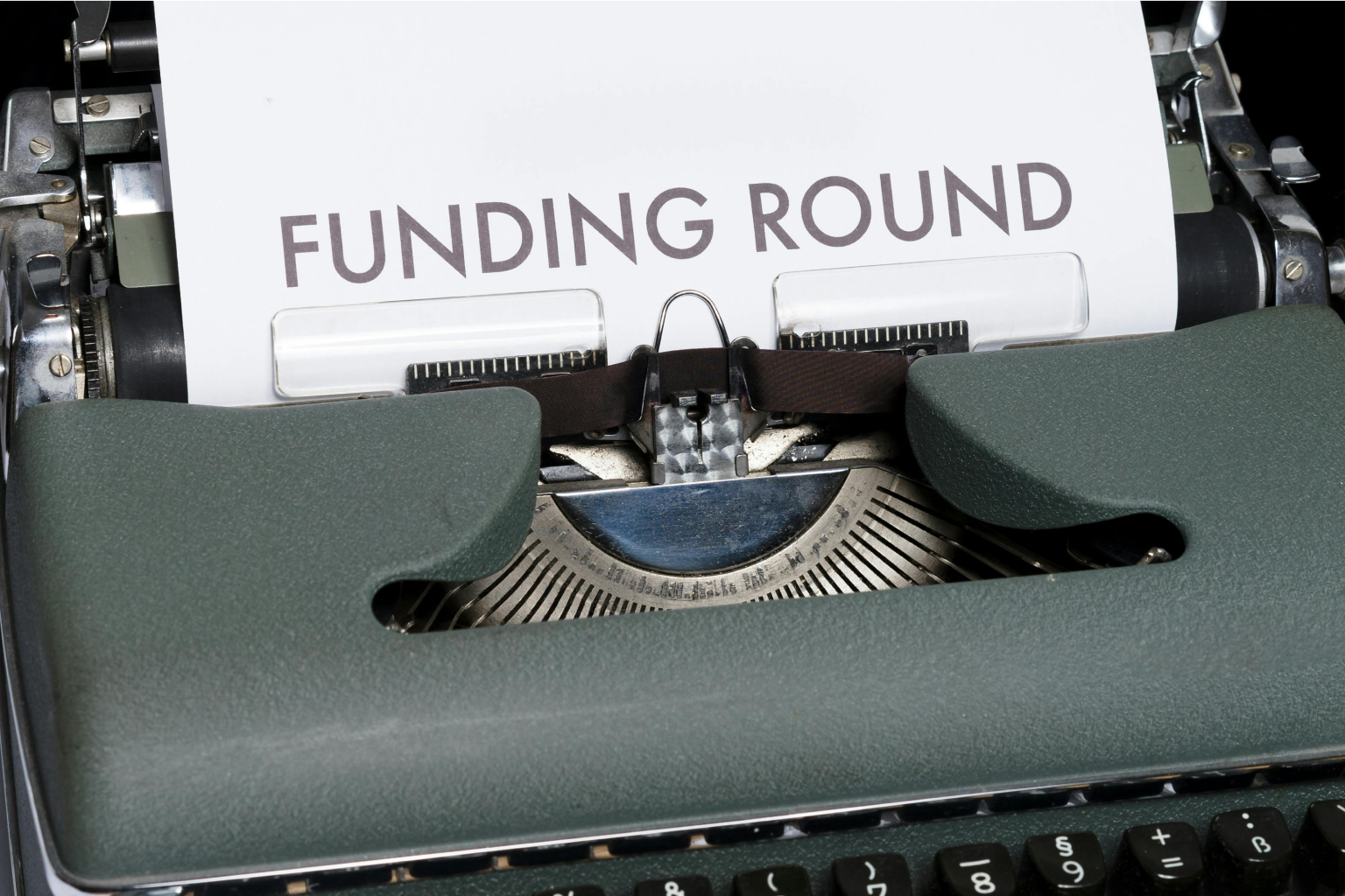 What funding options are available for growing businesses?